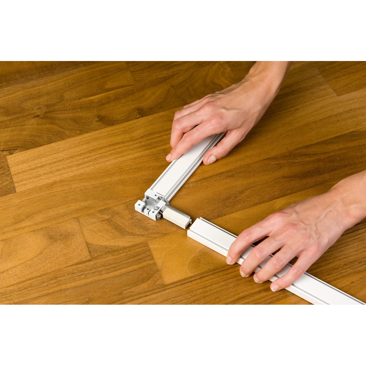 TESA ALU COMFORT 55192-00002-00 Tür-Fliegengitter B X H 1000mm X 2200mm Weiss 1st TESA ALU COMFORT 55192-00002-00 Tür-Fliegengitter B X H 1000mm X 2200mm Weiss 1st