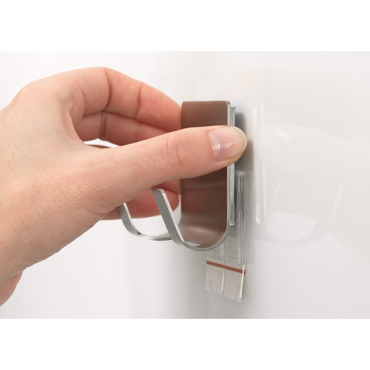 Pate A Fixe Sans Trace Mural Tesa Powerstrips CLICK - Bandes Adhésives Pour Clipser Et Décoller Cadre Photo Et Décoration Murale Sans Perçage - Bandes Adhésives Avec Système Clic ON Et OFF