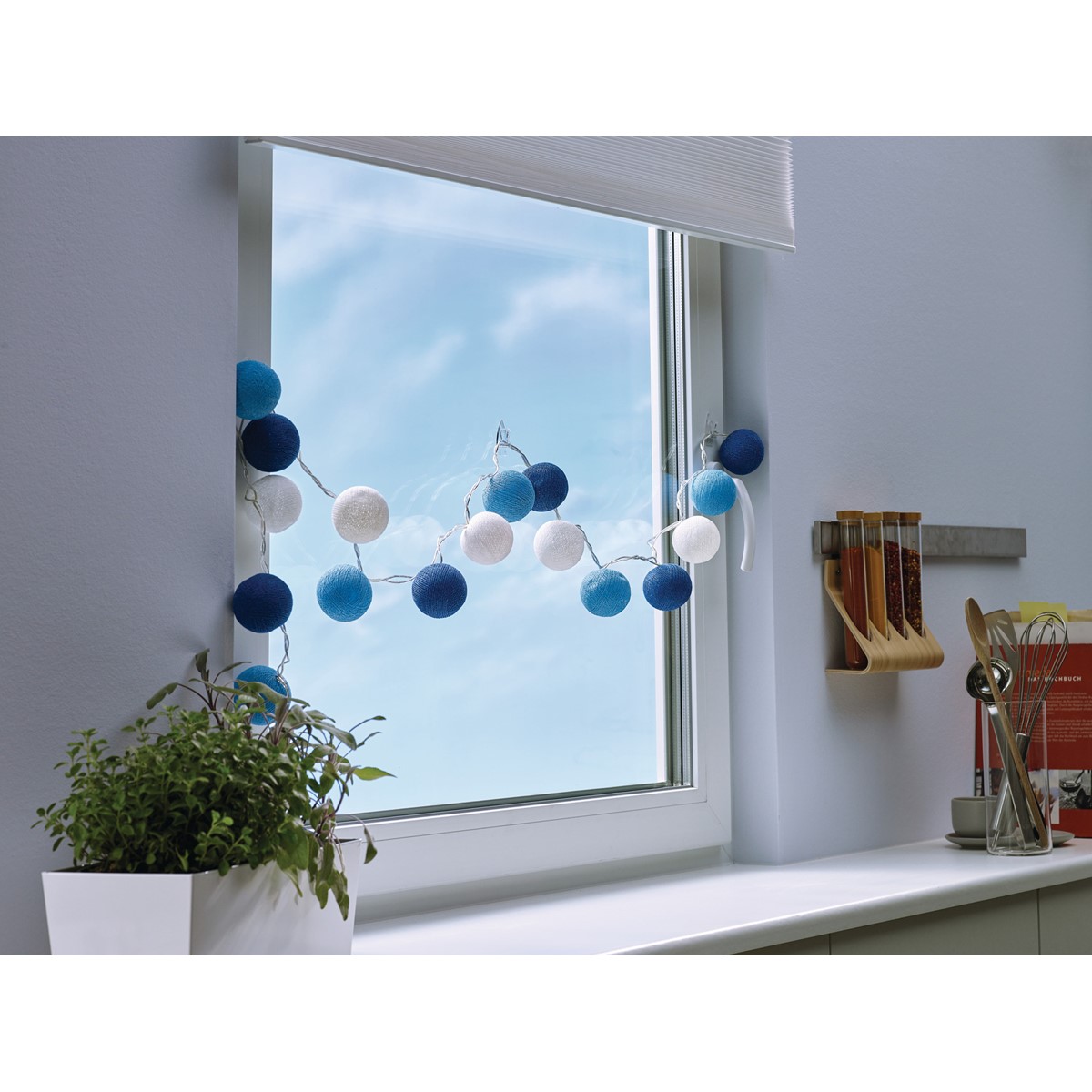 tesa 77731-00000 - Doppelseitige Klebepads für transparente Oberflächen und  Glas, 60 Pads
